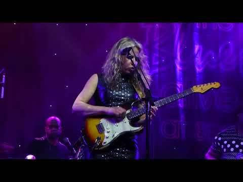 Ana Popovic - Fence Walk - KTBA Cruise 2018