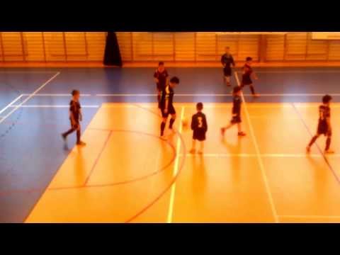 Wzajemny doping podczas Turnieju w Halinowie: KS Hubertus Zalesie G. i UMKS Piaseczno