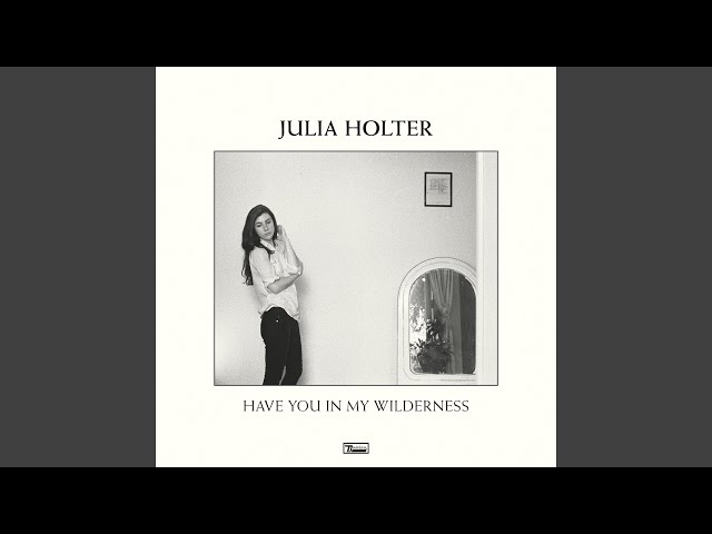 Descubre la música de Julia Holter: su historia, estilo, mejores canciones y conciertos