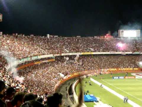 COPA SANTANDER LIBERTADORES DA AMÉRICA 2010 - INTERNACIONAL 2 X 0 Banfield - 06.MPG