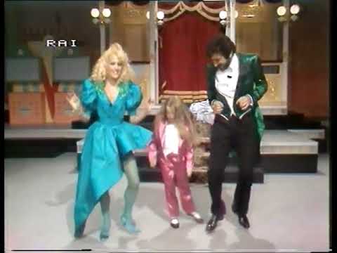 HEATHER PARISI : INGRESSO A " FANTASTICO 4 " 83/84