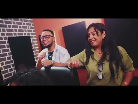 AYAM & NJARA MARCEL - MASHUP (Aza ampijaliana, mbay any, ihafiako, tomorrow koa day)