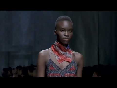 Personalidade Achenrin Madit