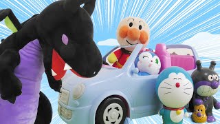 アンパンマン　キッズアニメ　アンパンマンがドキンちゃん、バイキンマン、ドラえもんとドライブしてたらドラゴンが・・・