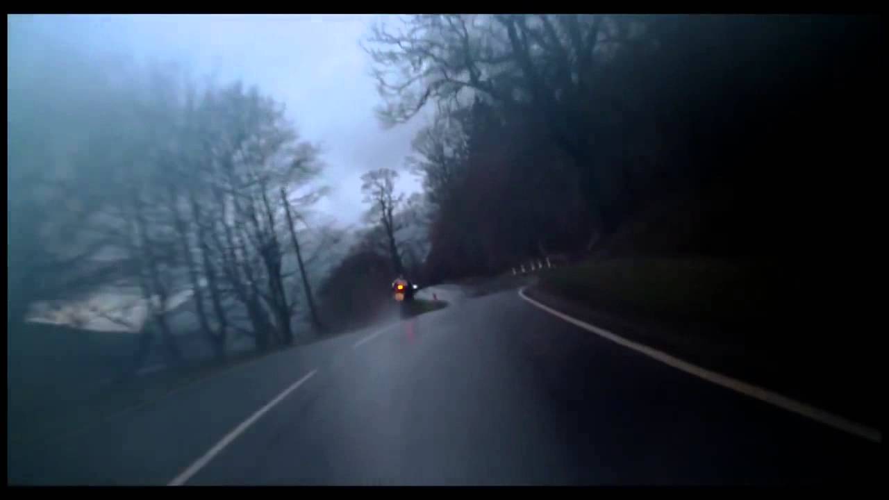 A felszín alatt előzetes (Under the Skin trailer)