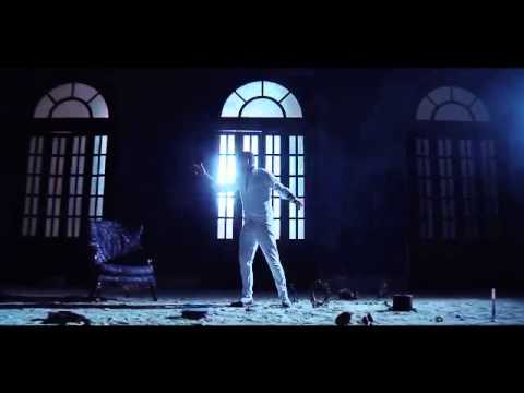 Chacal y. Yakarta (Luna) ...