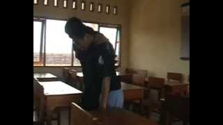 preview picture of video 'SLANK KU TAK BISA  (official smkn 2 jepara)'
