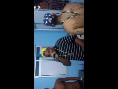 Mc Big Leo na gastação kkkkkkk🎤🎼