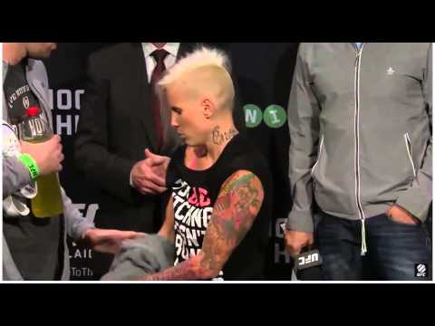 Bec Rawlings Posts Graphic Injury Images On Twitter
