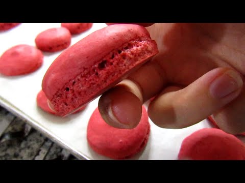The EASIEST Macarons You’ll Ever Make – Simple, Quick, & Delicious! / Just Anya