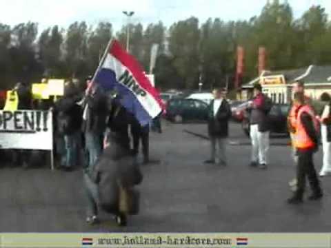 Florens van der Kooi: 25 oktober 2003 Spontane demo tegen Pedoclub Martijn