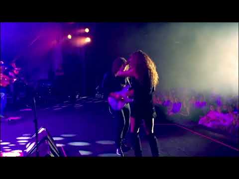 Dayan Abad concierto con Rosario Flores (Landmark guitar)