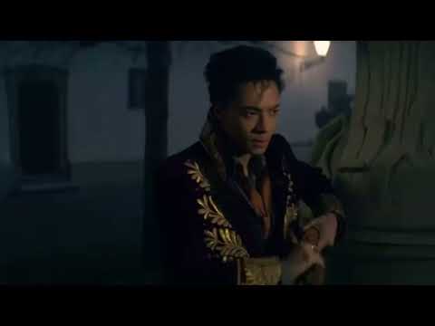 Shadow and Bone Crack (Seasons 1 and 2)