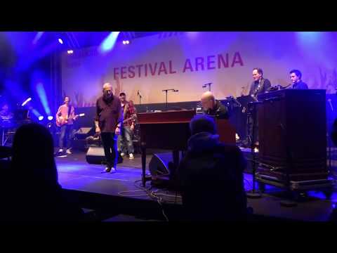 Thumbnail for MUSIKMESSE 2019 - JOHN "Rabbit" BUNDRICK- BEHIND BLUE EYES. LIVE!