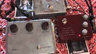 Video thumbnail for Klon Centaur versus Klon KTR overdrive guitar effects pedal SHOOT OUT by gearmanndude
