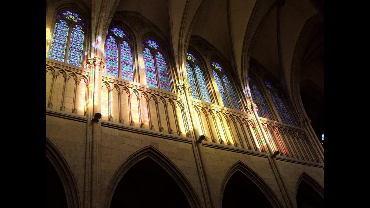 A Complete Introduction to Gothic Architecture