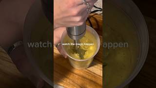 Download lagu WHIPPED GARLIC 🧄 aka Toum (Lebanese Garlic Sauce) #ASMR #asmrcooking #asmrrecipe #relax #recipe mp3