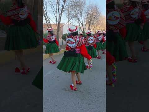 Lindas cholitas de sikuris Khantus 13 de mayo-Huayrapata-Moho-Puno-Perú-2026😃😃🇵🇪🇵🇪#sikuris