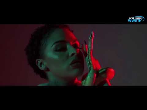 Young Tribez ft. Grime Violinist - Know Me - WWETV UK Performance