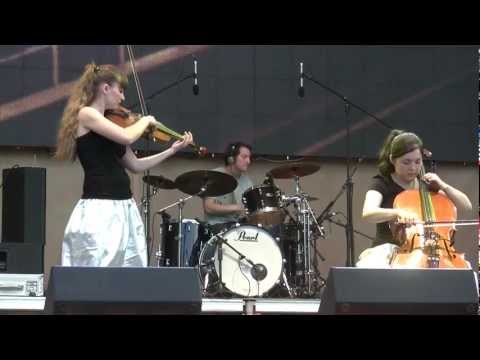 Surtsey Sounds - Arrival Of The Extraterrestrial @ЦПКиО `12 (03)