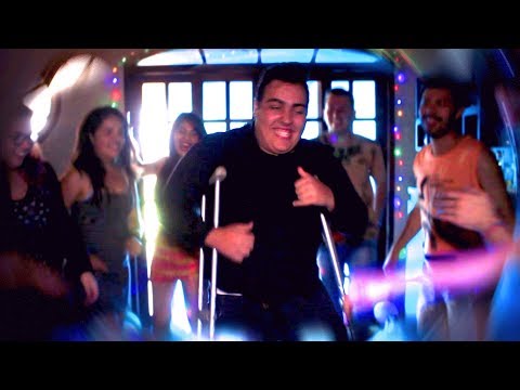 Projeto Acaso ft. Deco Martins - Despedida de Solteiro (Clipe Oficial)