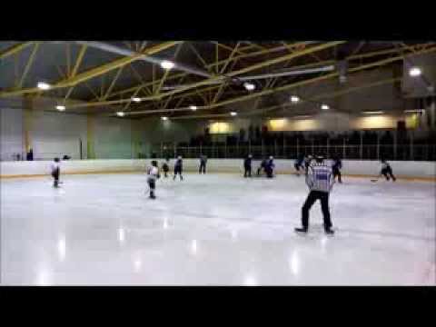 Muhoksen Jääklubi Linnanmaan jäähallissa 14.9.2013 vastassa Kiekko-Oulu, 1 erä