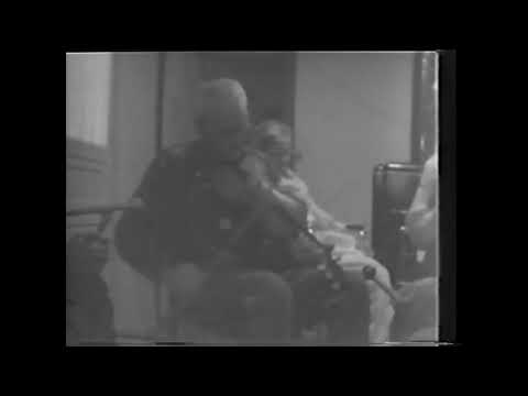 Luther Davis plays Johnny Gone to War and Ducks on the Millpond