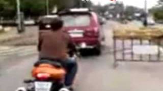 Salman Khan’s bike ride on Mumbai roads!
