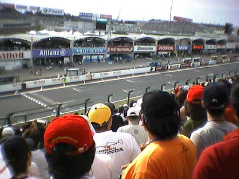 2001 Ｆ１日本ＧＰ　決勝　スタートシーン