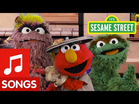 Sesame Street: Elmo is a Reuse Grouch with Oscar | Earth Day Reusing Song