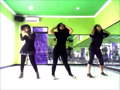 WhiteDevil Dance Cover Volume Up Party 4minute