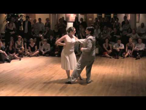 Ariadna Naveira y Fernando Sanchez 2/4 Dos Que Se Aman