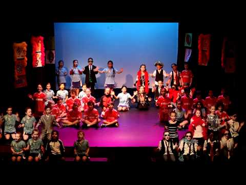 French International School P3 goes Glee 2012 part 1