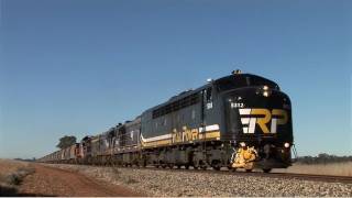 preview picture of video 'Aussie Grain Train near Rennie.  Sat 11/06/11'