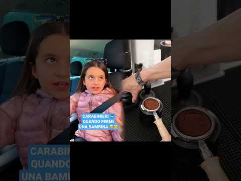 CARABINIERI 👮🏻‍♀️ Quando Fermi UNA BAMBINA 😨 - iPantellas