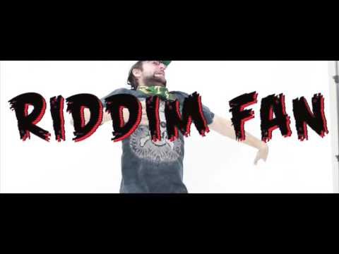 Al Ross teaches lessons on how to dubstep in 2017