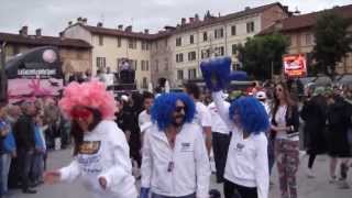 preview picture of video 'Carovana del Giro d'Italia 2013 a Savigliano, tappa Cervere - Bardonecchia'