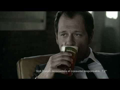 Anuncio Cerveza Voll-Damm Doble Malta. Gente Normal. Darren Pettie. Febrero 2011