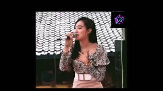 Download lagu Yeni inka terbaru 2021//goyang sampai bawah mp3