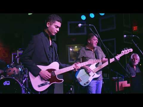 David Julia 2018-12-01 Boca Raton, Florida - The Funky Biscuit - 1st Set