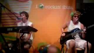 The Dykeenies - Stitches