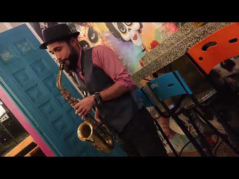 Un cumpleaños lleno de Rock- La mejor serenata / Saxofonista Bogotá