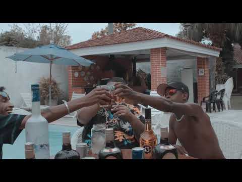 PRETO FAZENDO DINHEIRO - MC GP, NEGUI (Prod. Dodoin, Wills Bife)