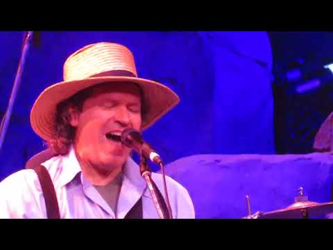 The Amish Outlaws - Night Fever (Bee Gees cover) - 10/14/22 - Mohegan Sun - Wolf Den - Uncasville CT
