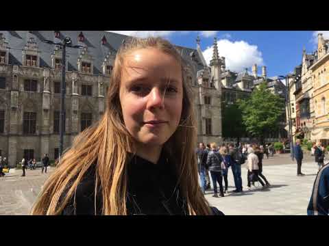 GIRL GETS WET IN PUBLIC!!