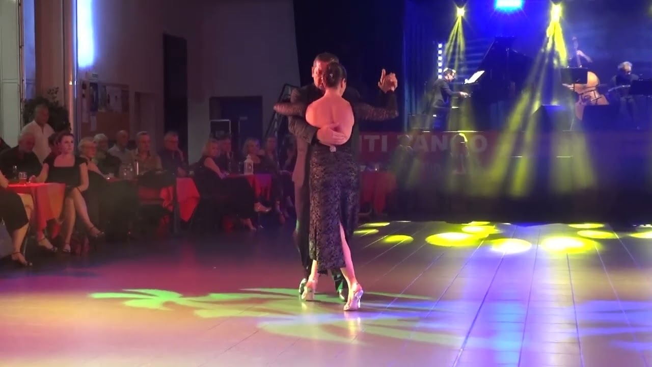 Video thumbnail for Sandra Messina & Ricardo Calvo: "El recodo" @ Cuincy 2019