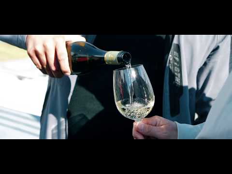 Sparkling brunch at Carastelec Winery