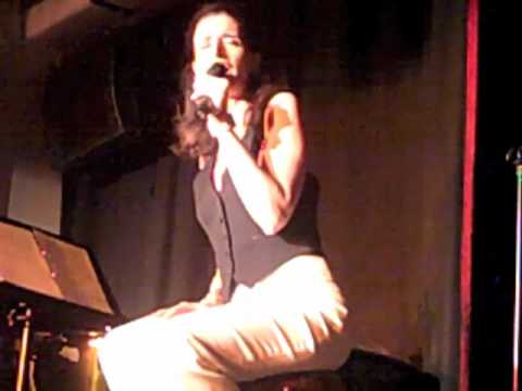 Lisa Houston sings Christmas Swing