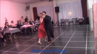NATALIA FURES y MARIO DE CAMILLIS bailando el Vals LA LOCA DE AMOR en FLOREAL MILONGA