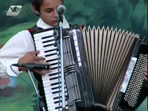 Loborfest 2010 Ansambl Zlatni časi -- Smeh klarineta